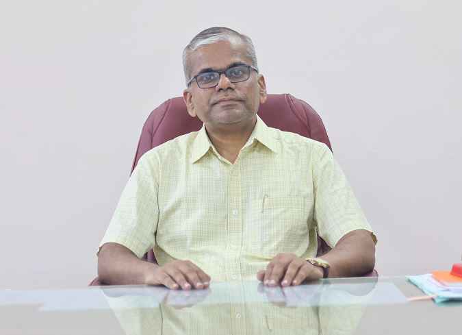 Dr. R. Karvembu